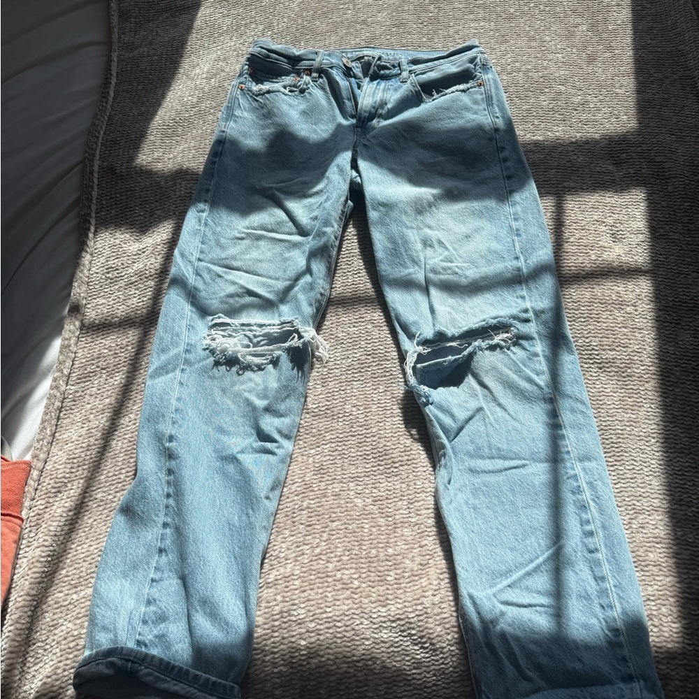 American Eagle Outfitters Light Blue Boyfriend Jeans